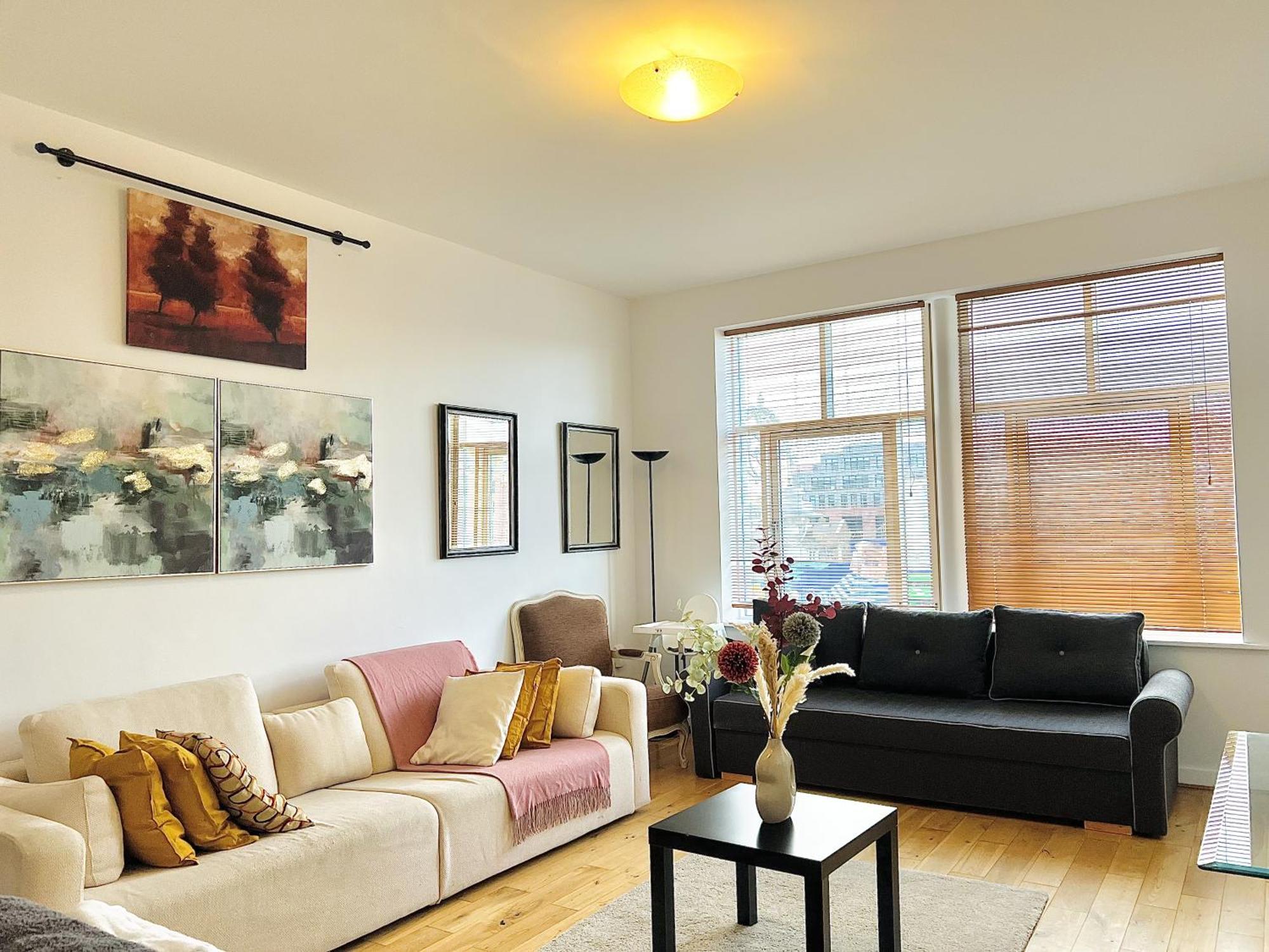 Cosy River View Flat At Temple Bar Dublin Exterior foto